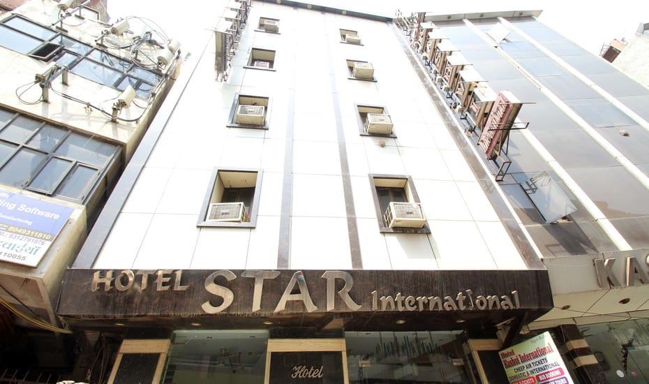 Star International Hotel New Delhi Buitenkant foto