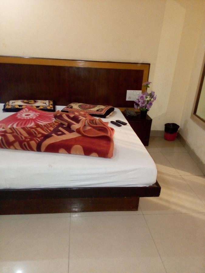 Star International Hotel New Delhi Buitenkant foto