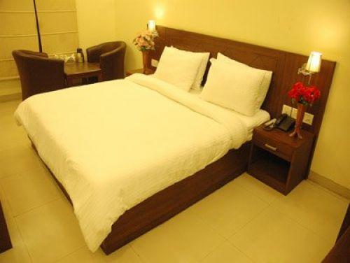 Star International Hotel New Delhi Buitenkant foto